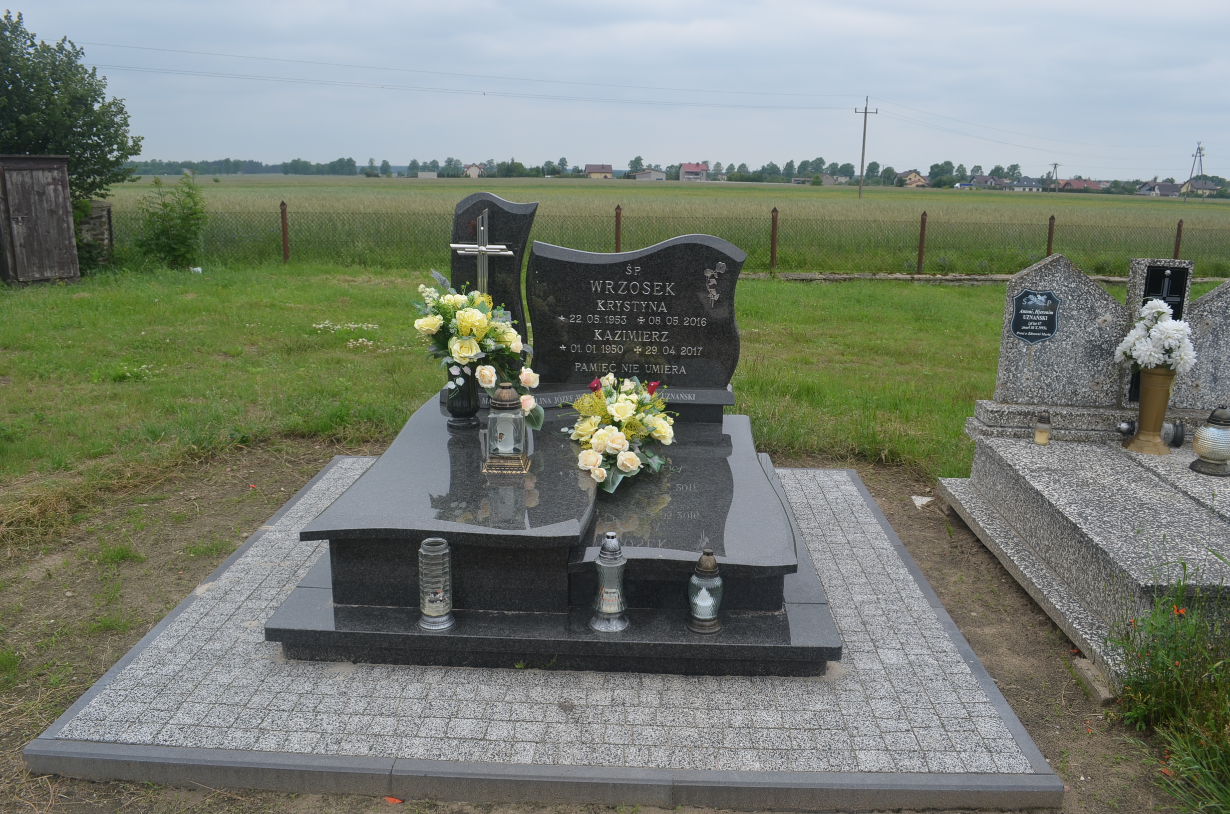 Krystyna Wrzosek 1953 Lututów - Grobonet - Wyszukiwarka osób pochowanych