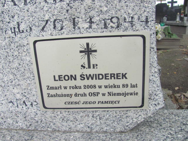 Leon Świderek 1918 Lututów - Grobonet - Wyszukiwarka osób pochowanych