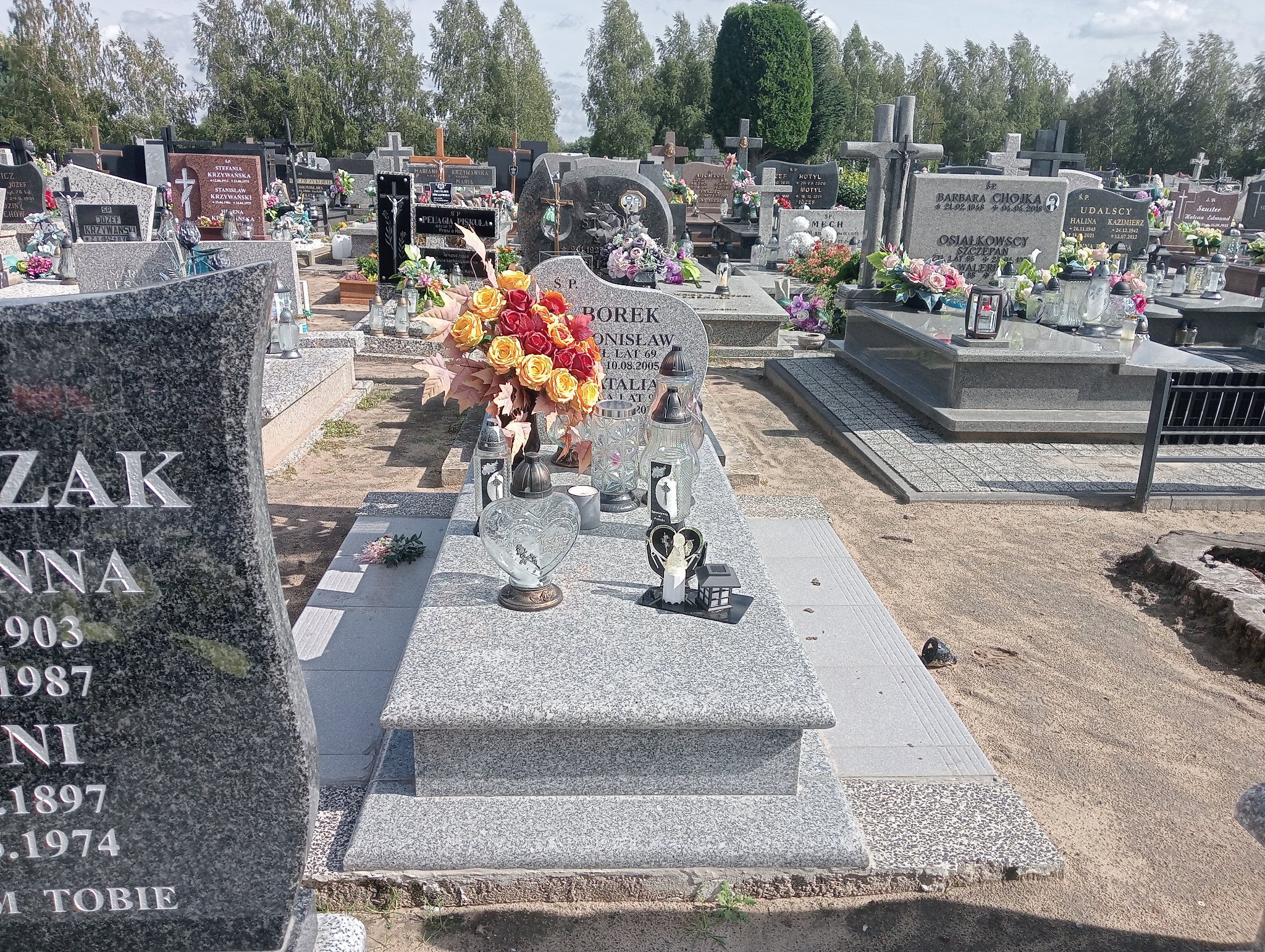 Grób Bronisław Borek
